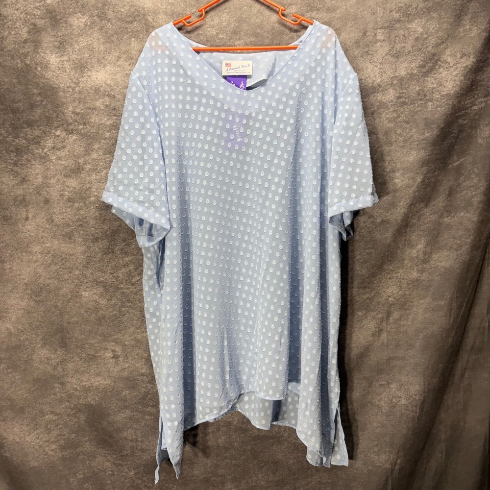 A Personal Touch Women Plus 4X Light Blue Polka Dot Pullover Blouse Top NEW